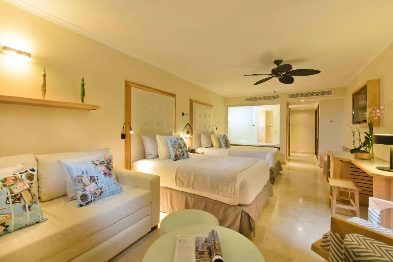 פונטה קאנה Grand Palladium Palace Resort Spa & Casino