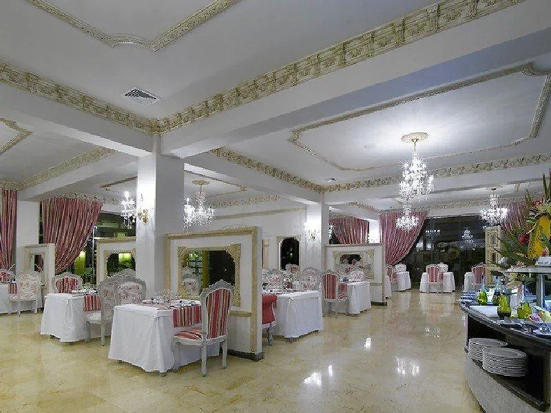 פונטה קאנה Grand Palladium Palace Resort Spa & Casino